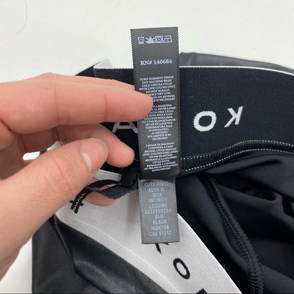 NWOT KORAL x PELETON Black Aden Infinity Legging w. Minor Flaw - Picture 11 of 14